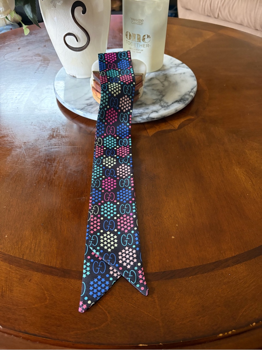 Gucci Black Multicolor Patterned Silk Neck Scarf